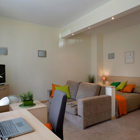 Apartamenty Media Park Varsó Kültér fotó
