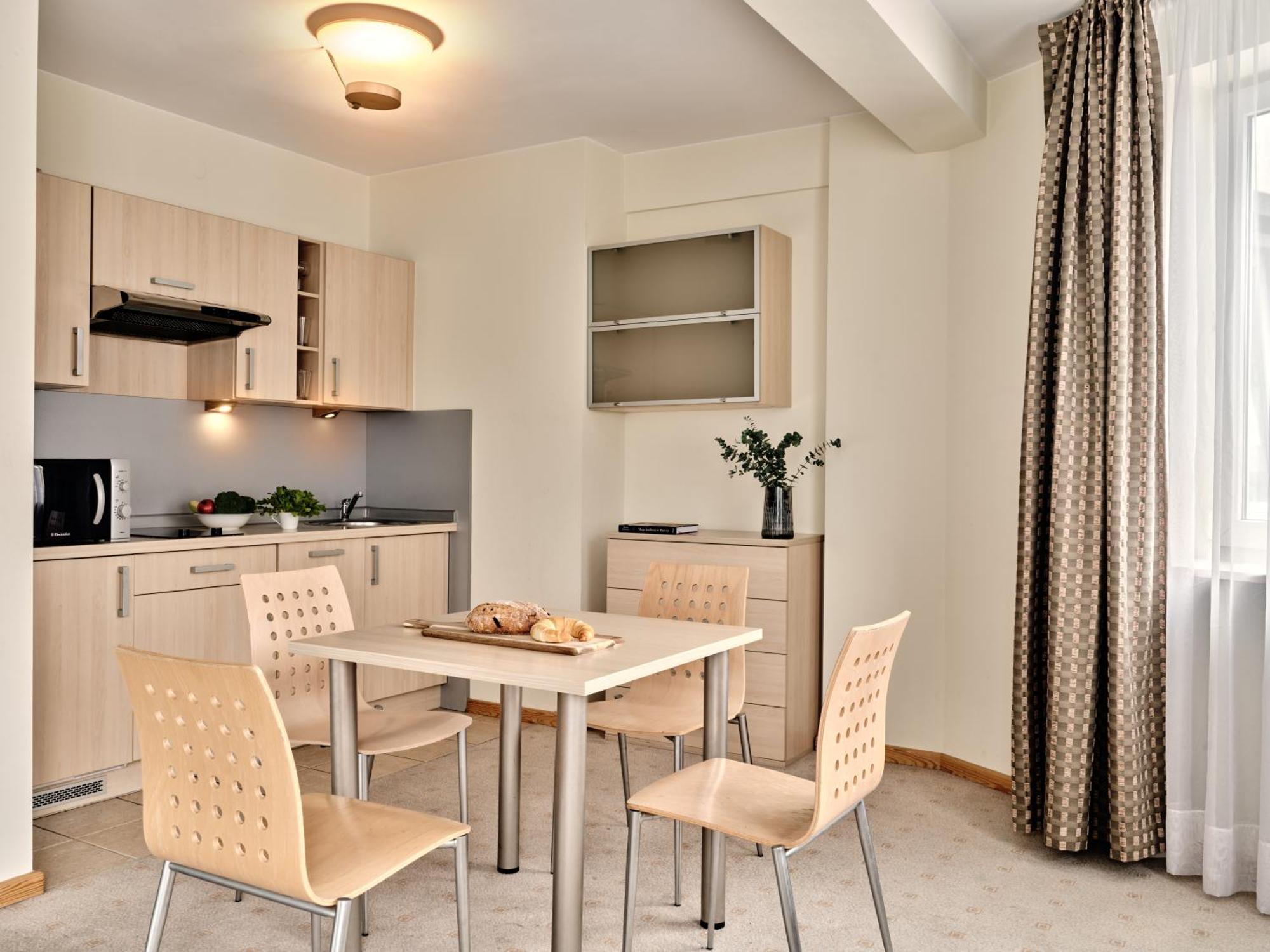 Apartamenty Media Park Varsó Kültér fotó
