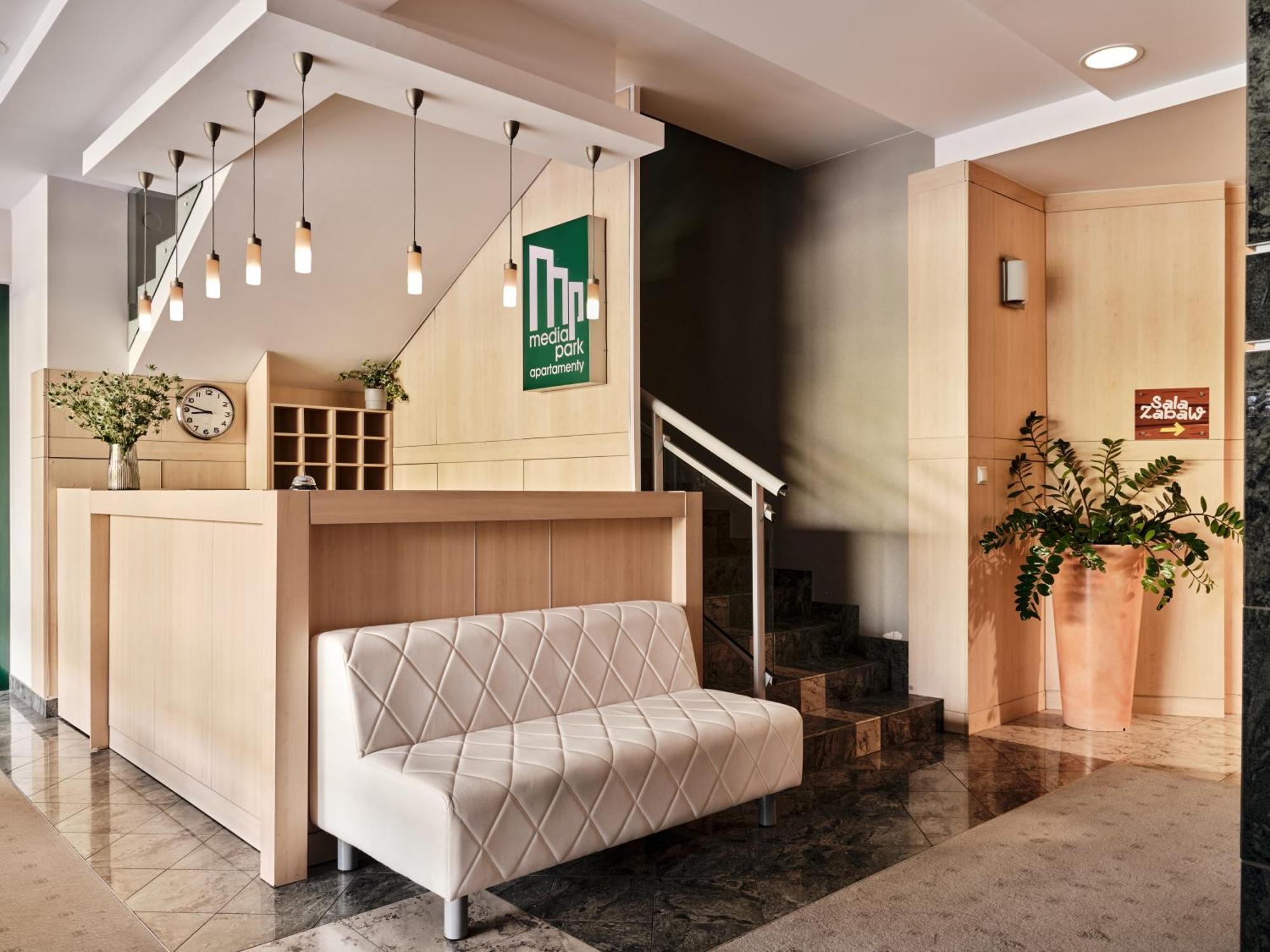 Apartamenty Media Park Varsó Kültér fotó