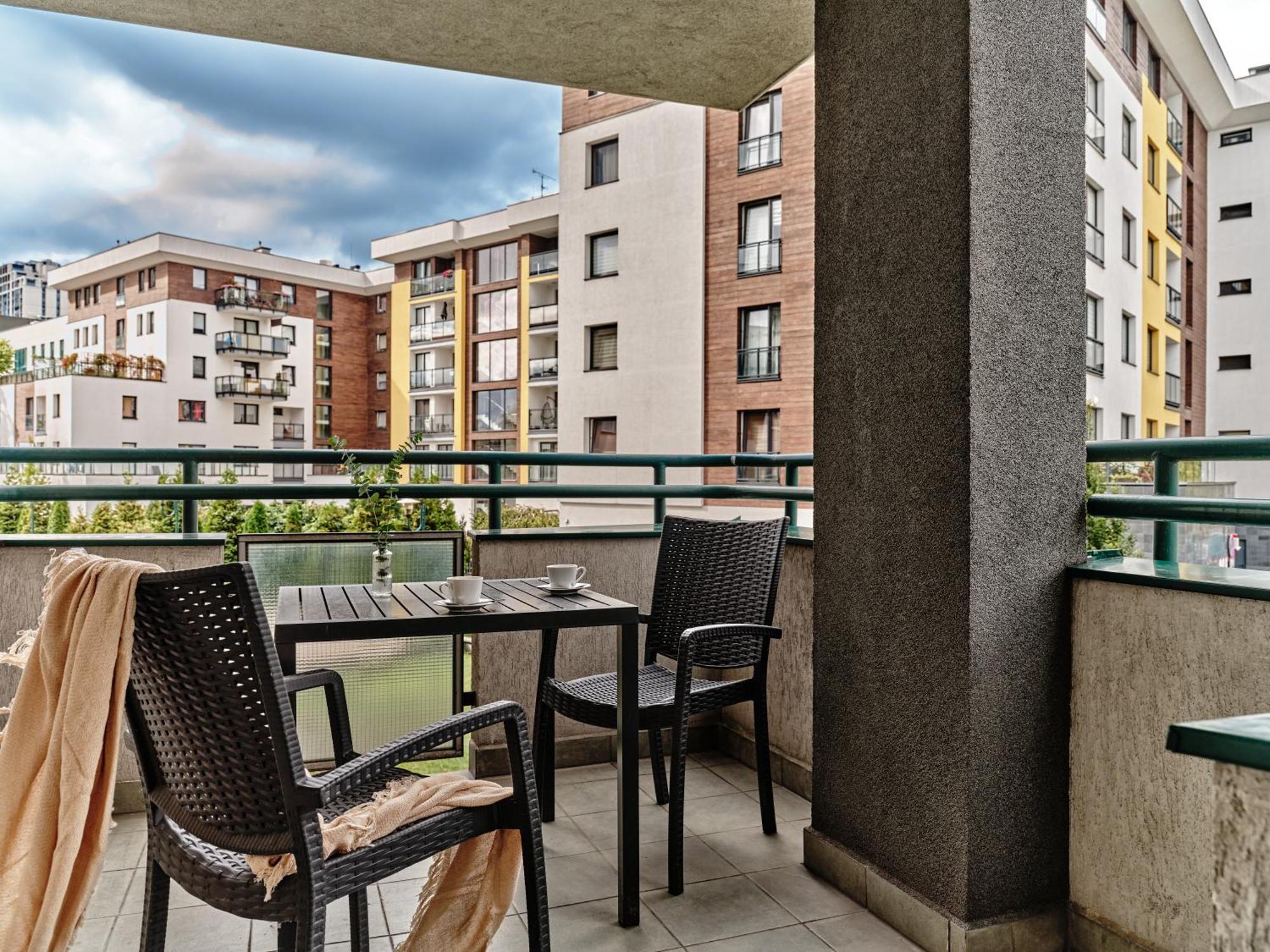 Apartamenty Media Park Varsó Kültér fotó