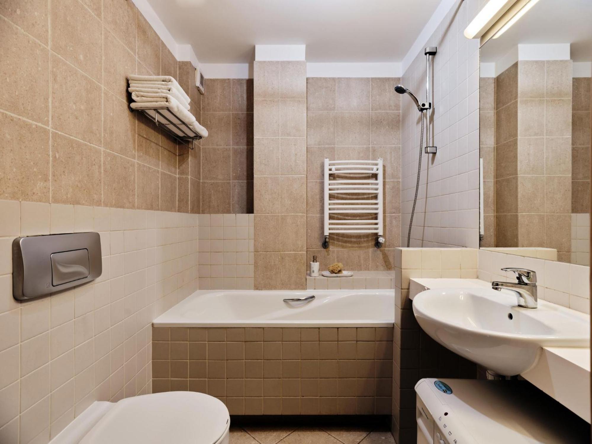 Apartamenty Media Park Varsó Kültér fotó