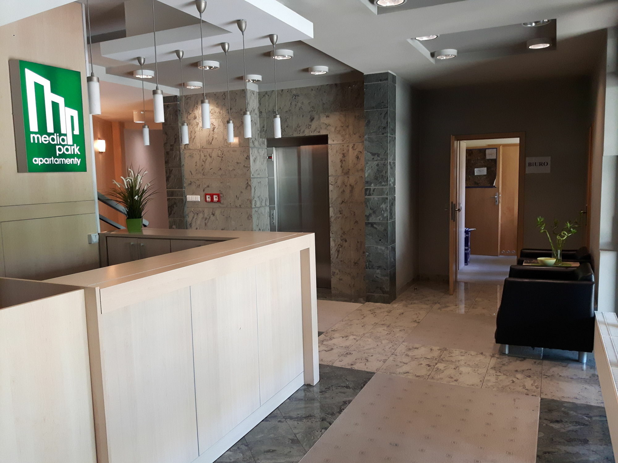 Apartamenty Media Park Varsó Kültér fotó